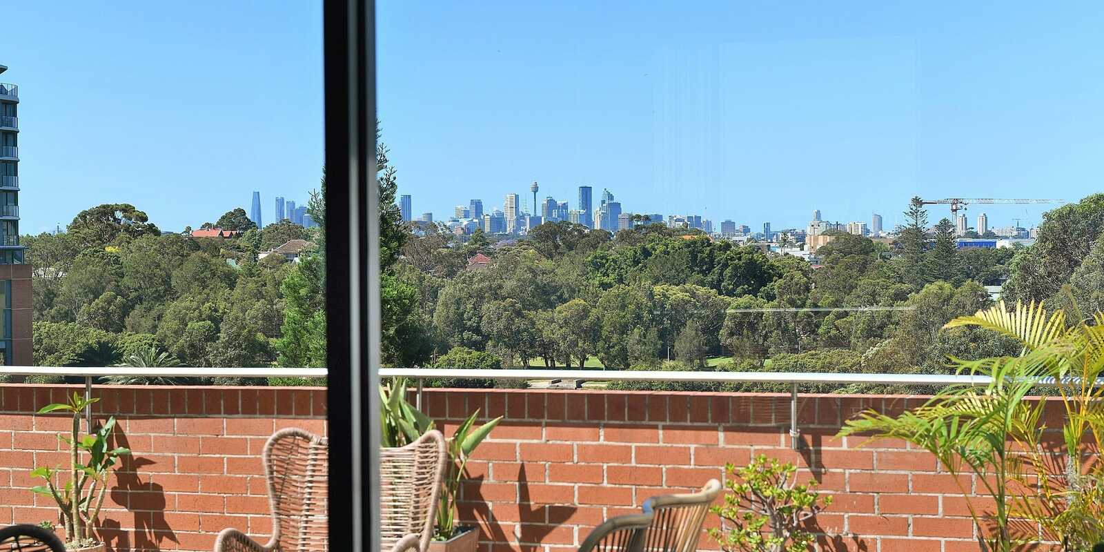 703/4 Brodie Spark Drive Wolli Creek 703/4 Brodie Spark Drive Wolli Creek
