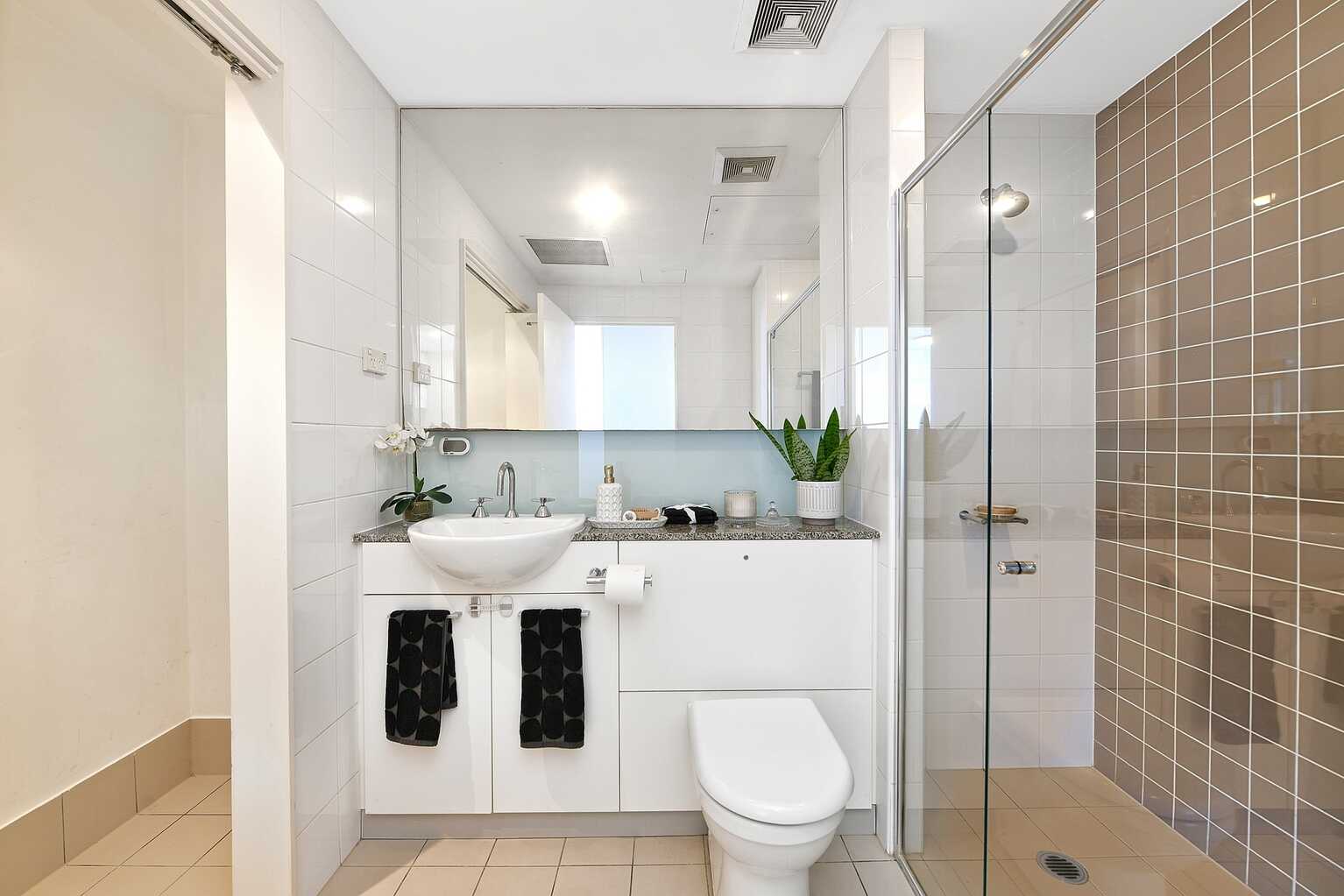 703/4 Brodie Spark Drive Wolli Creek 703/4 Brodie Spark Drive Wolli Creek