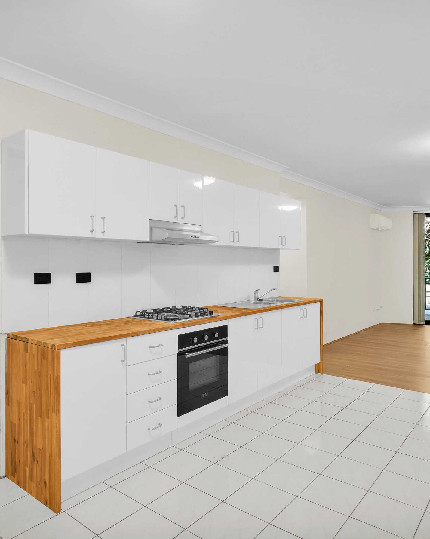4/9-13 Griffiths Street Blacktown, Blacktown - Thumbnail 2