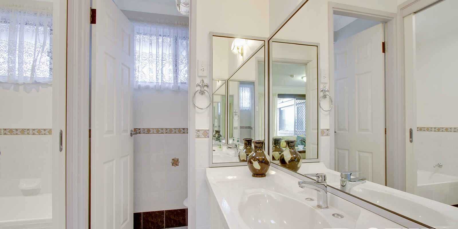18 Boeing Place St Clair 18 Boeing Place St Clair