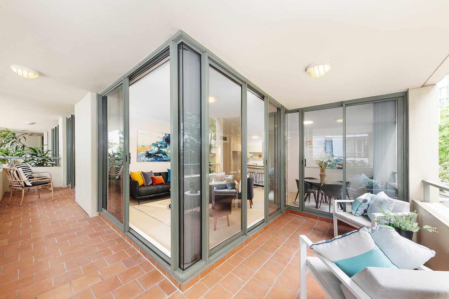 M02/39 McLaren Street North Sydney