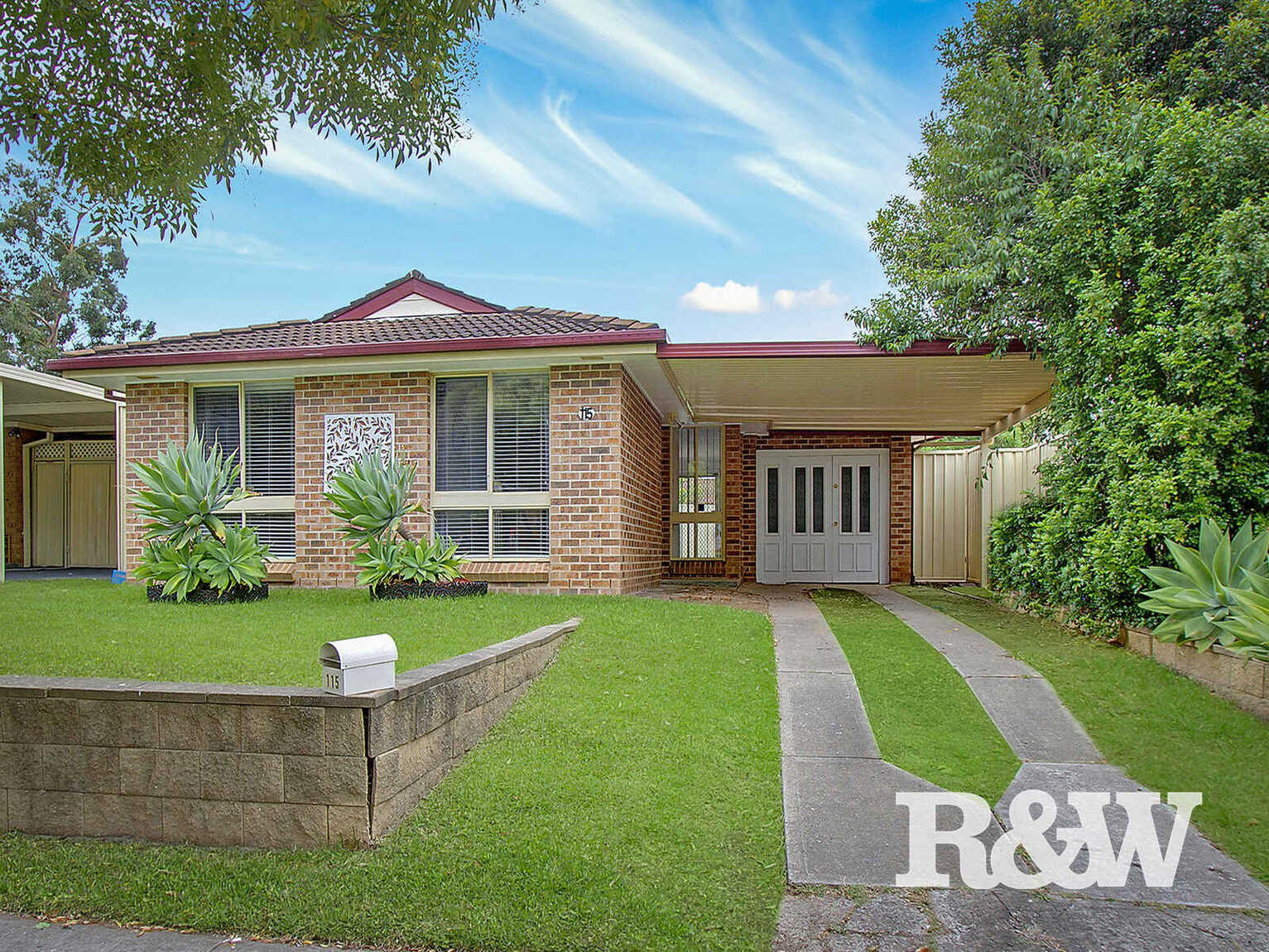 115 Southee Circuit Oakhurst 115 Southee Circuit Oakhurst