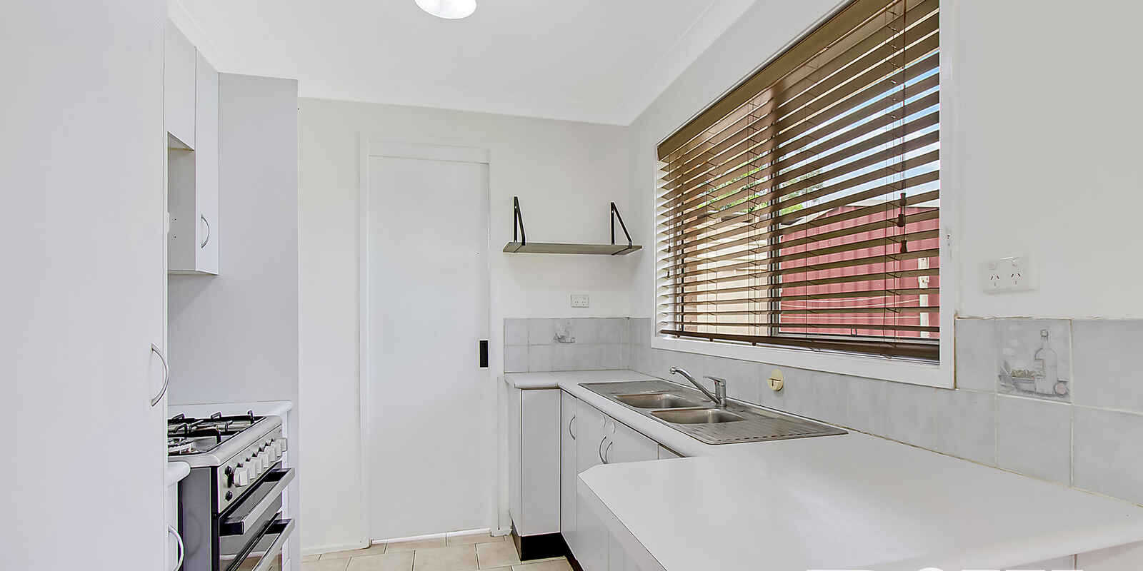 115 Southee Circuit Oakhurst 115 Southee Circuit Oakhurst