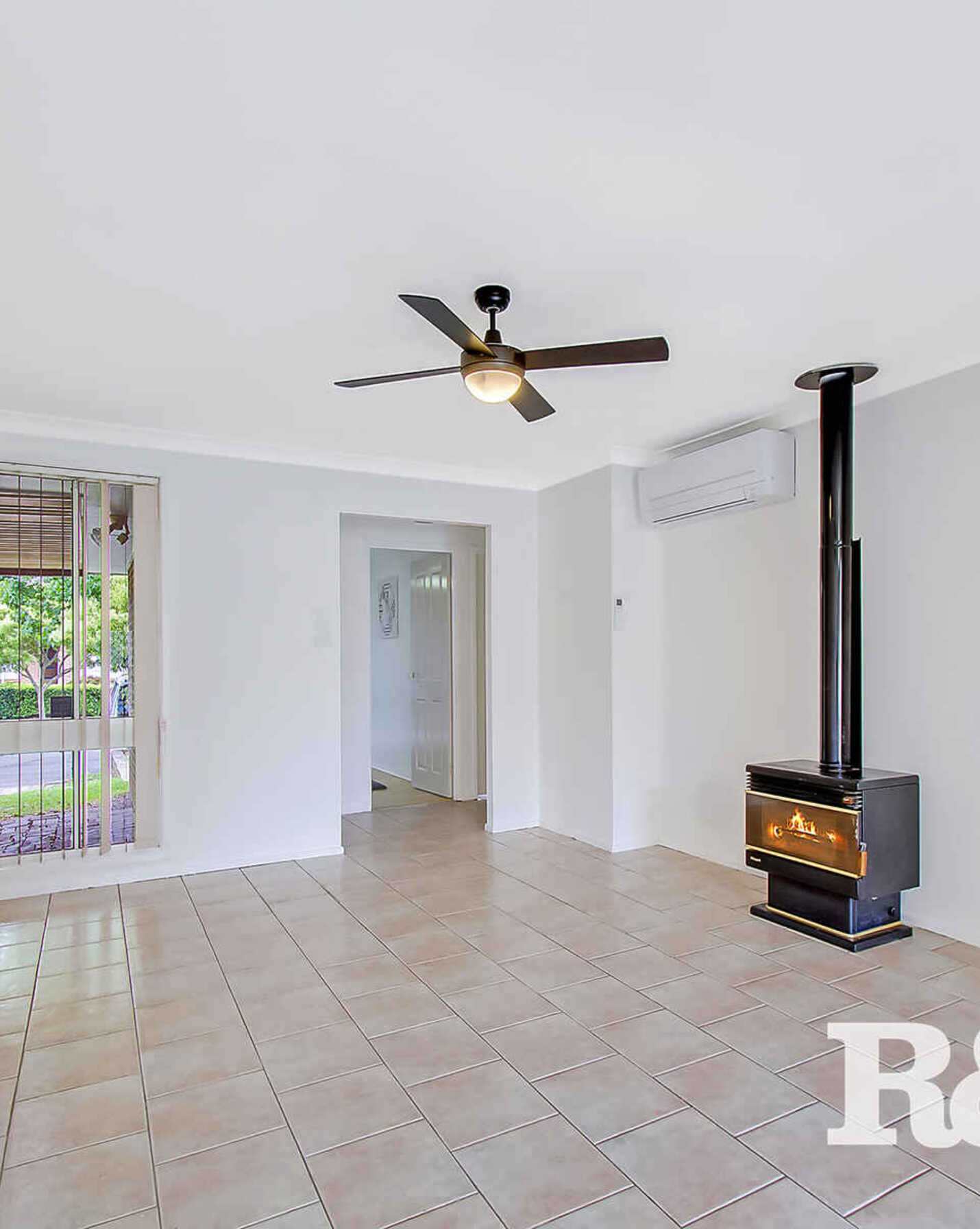 115 Southee Circuit Oakhurst, Oakhurst - Thumbnail 4