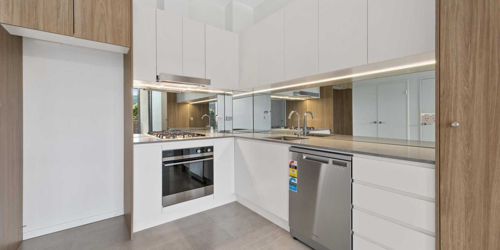 G07/10-20 McEvoy Street Waterloo