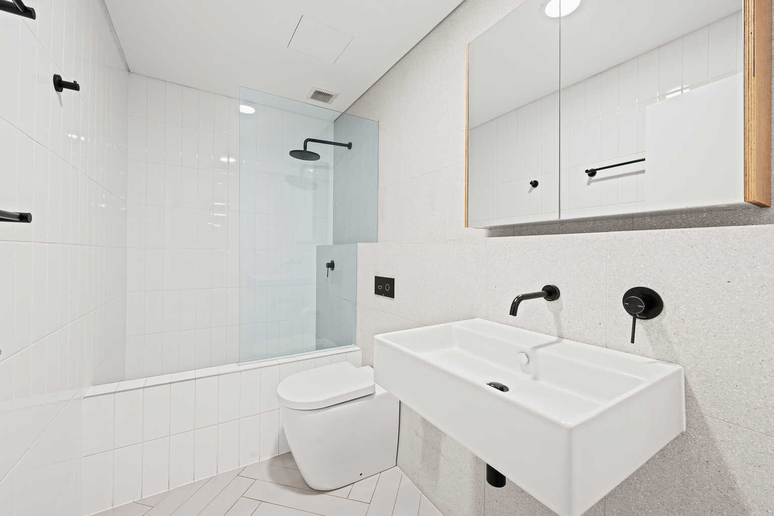 20/20 Close Street Canterbury
