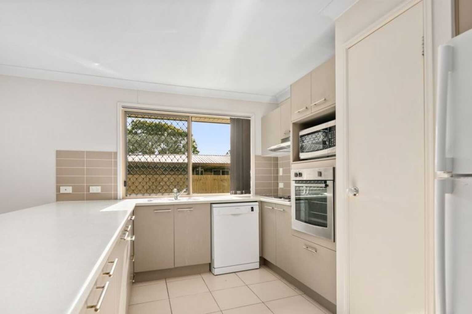 25 Grant Road Morayfield 25 Grant Road Morayfield