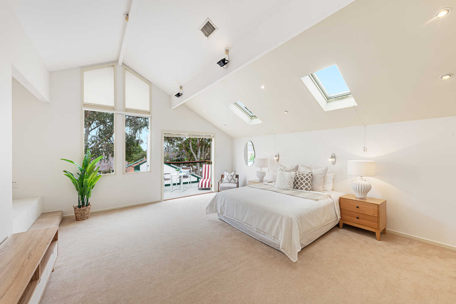 200 Sailors Bay Road Northbridge 200 Sailors Bay Road Northbridge