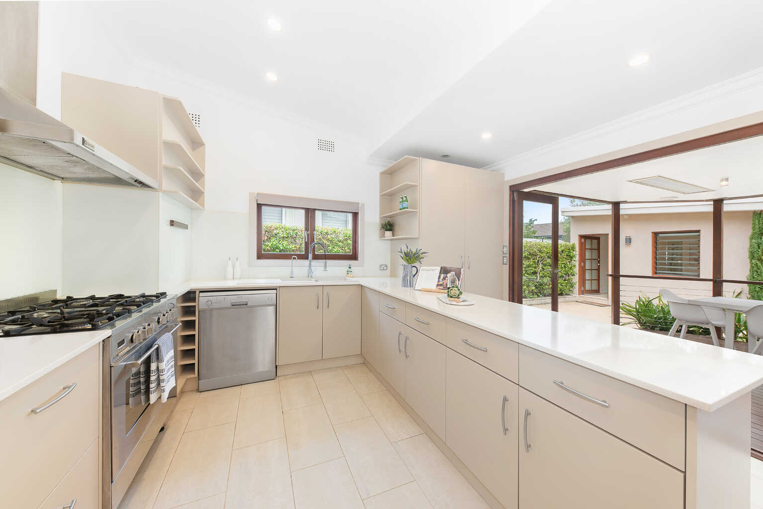 200 Sailors Bay Road Northbridge 200 Sailors Bay Road Northbridge
