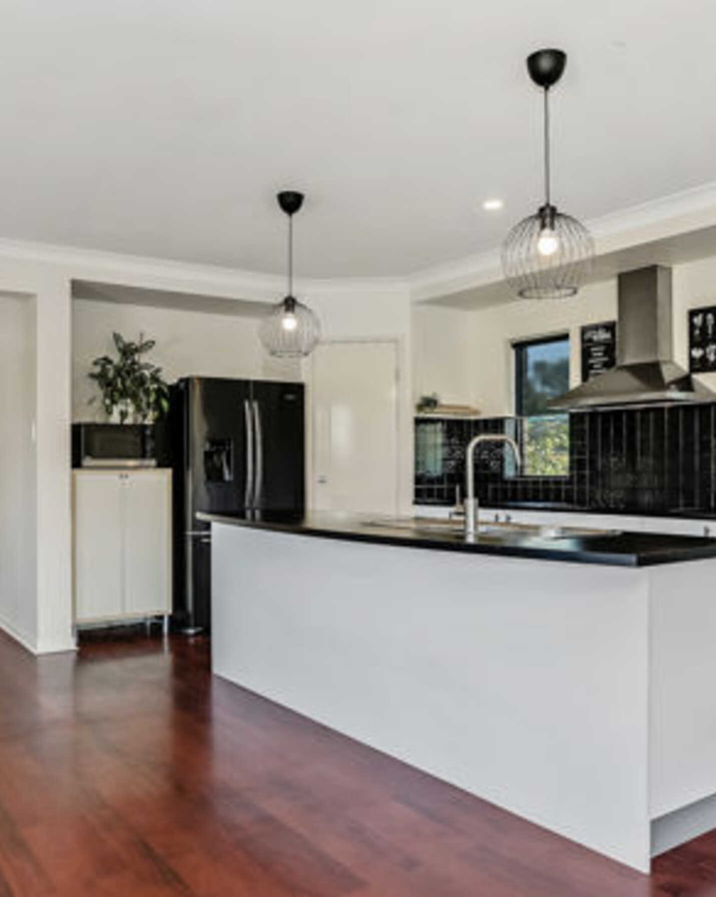 48 Mossman Way Sandstone Point, Point - Thumbnail 4