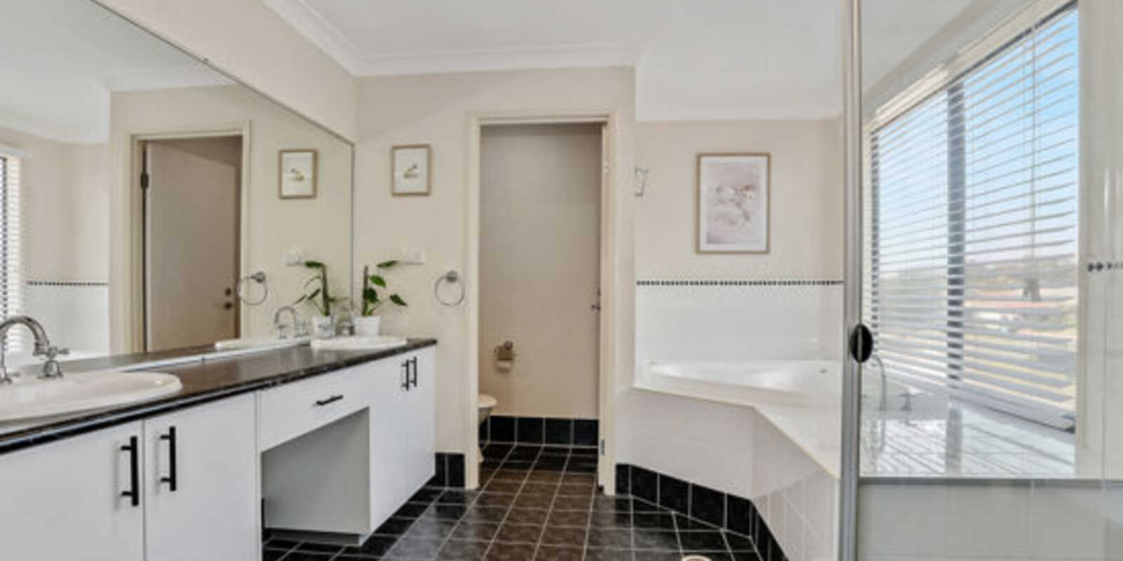 48 Mossman Way Sandstone Point 48 Mossman Way Sandstone Point