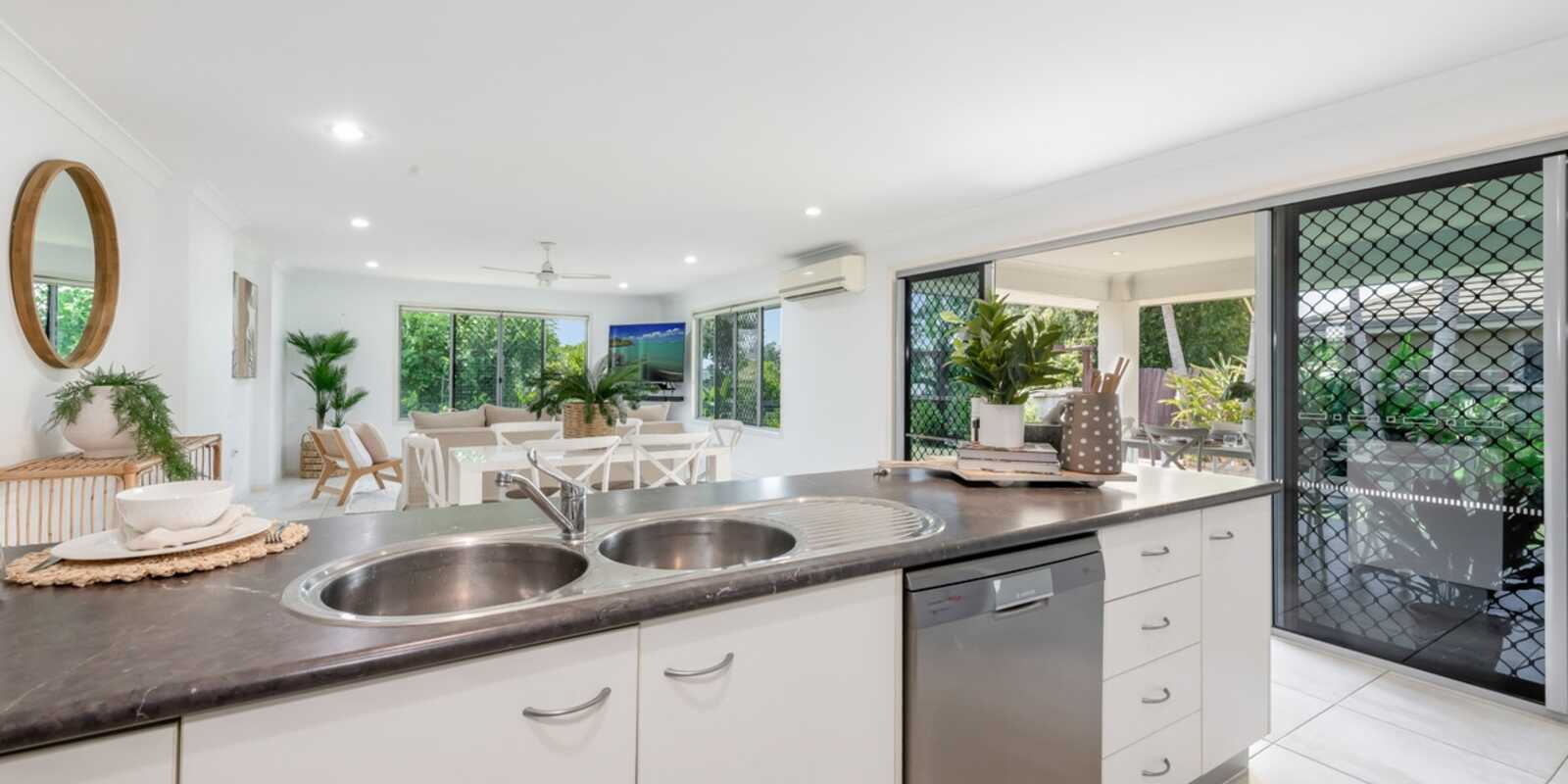 8 Hillcrest Court Bargara 8 Hillcrest Court Bargara