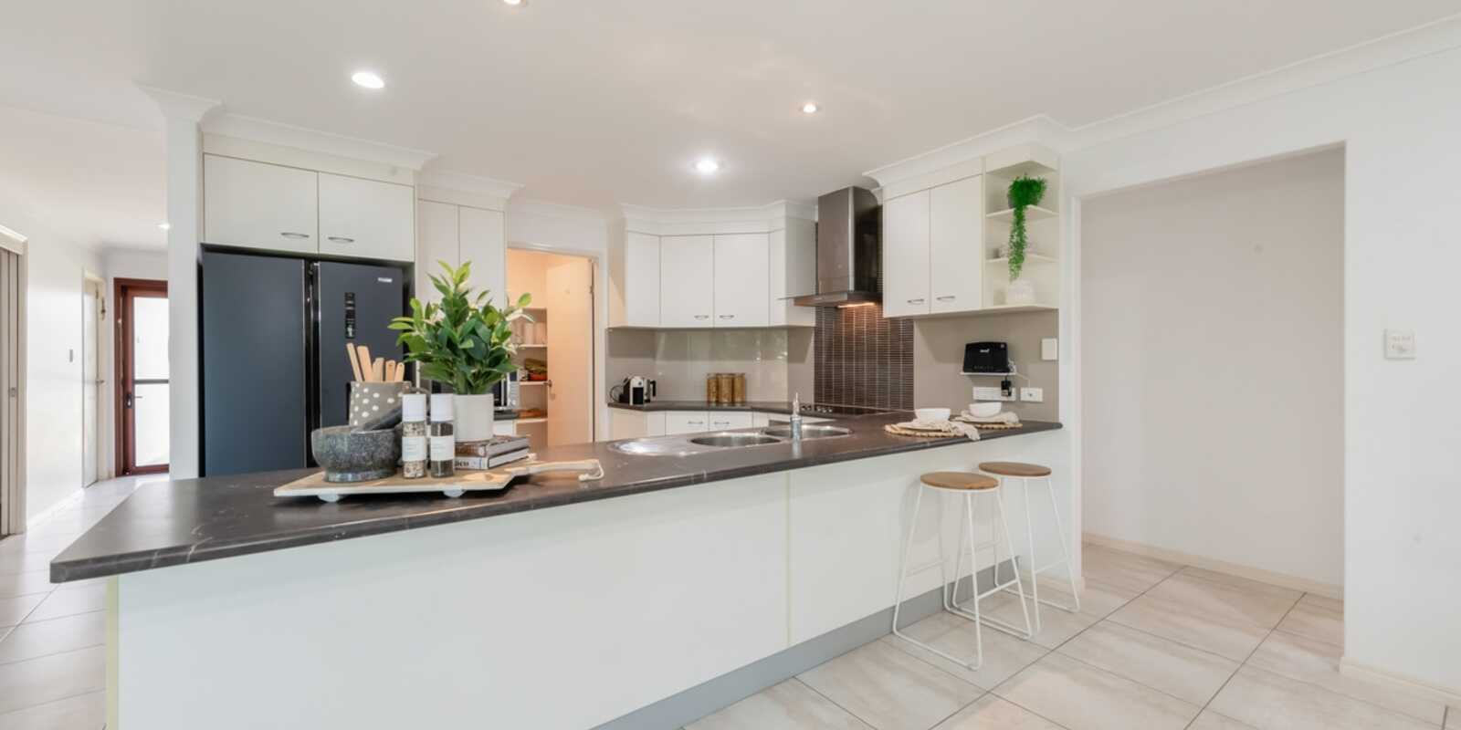 8 Hillcrest Court Bargara 8 Hillcrest Court Bargara