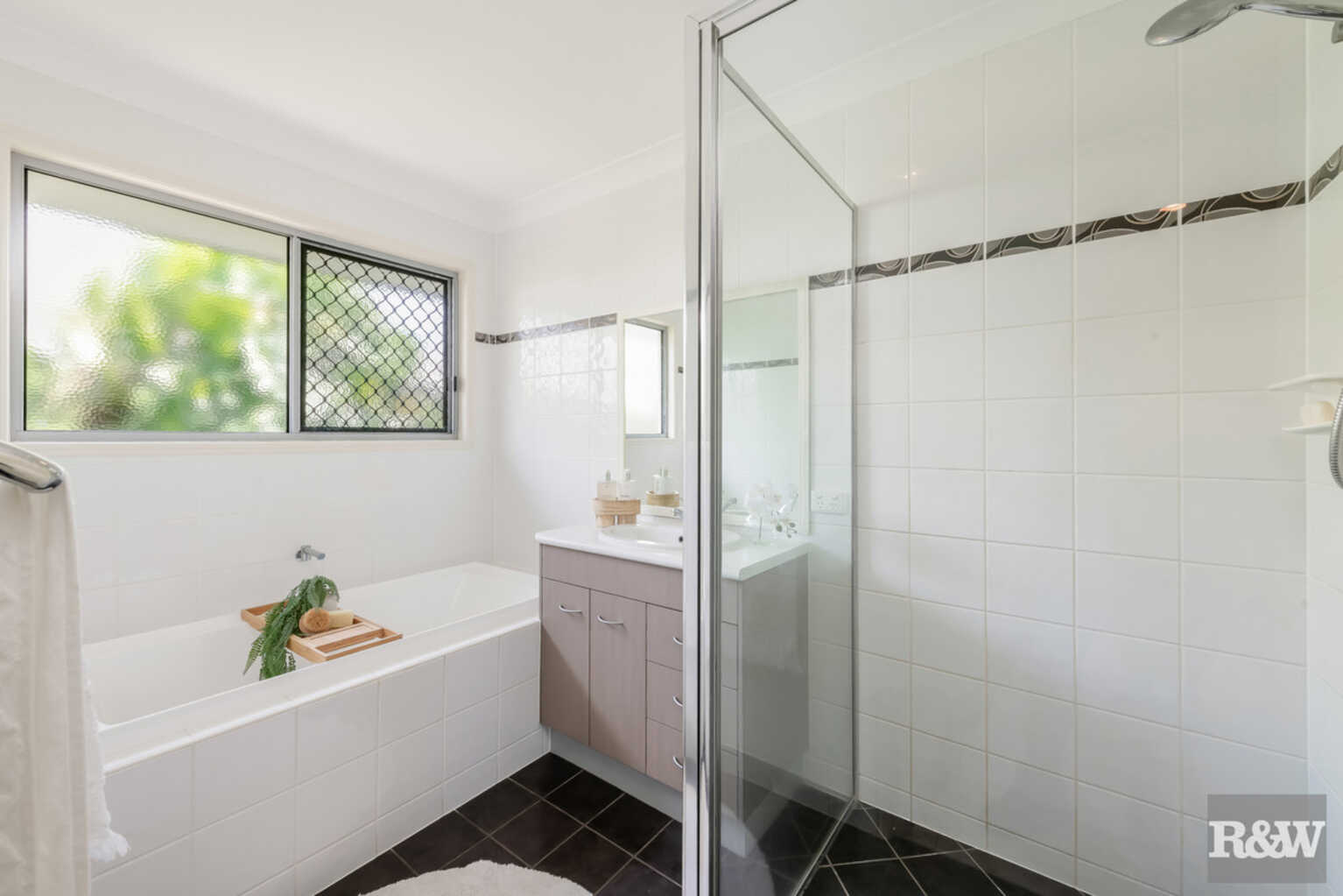 8 Hillcrest Court Bargara 8 Hillcrest Court Bargara