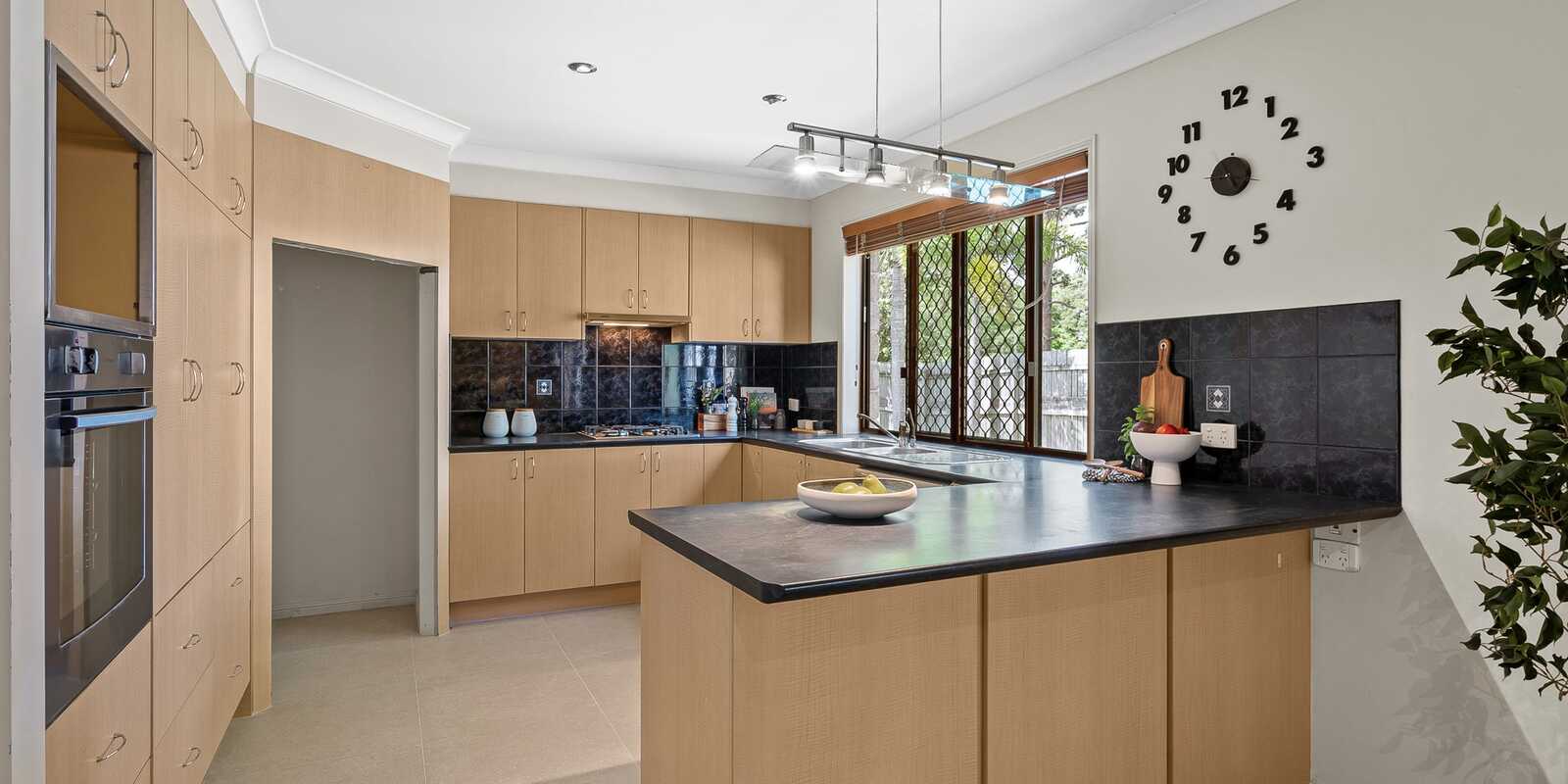 10 Crebra Court Bellmere 10 Crebra Court Bellmere