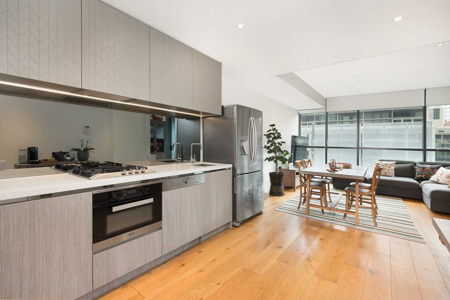 217/225 Pacific Highway North Sydney