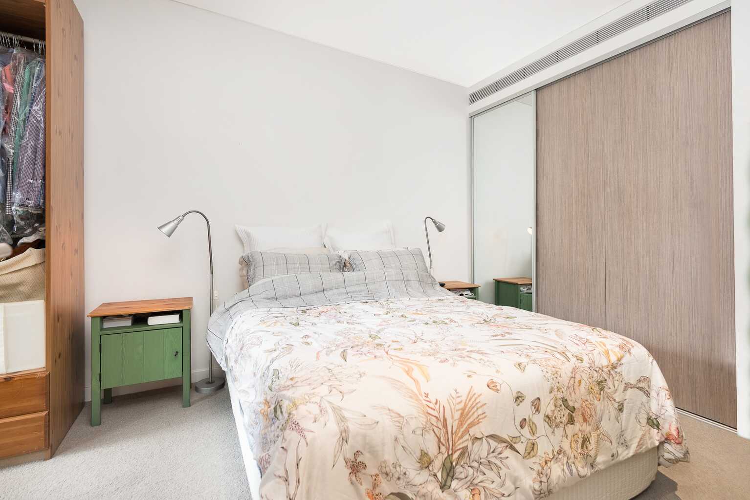 217/225 Pacific Highway North Sydney