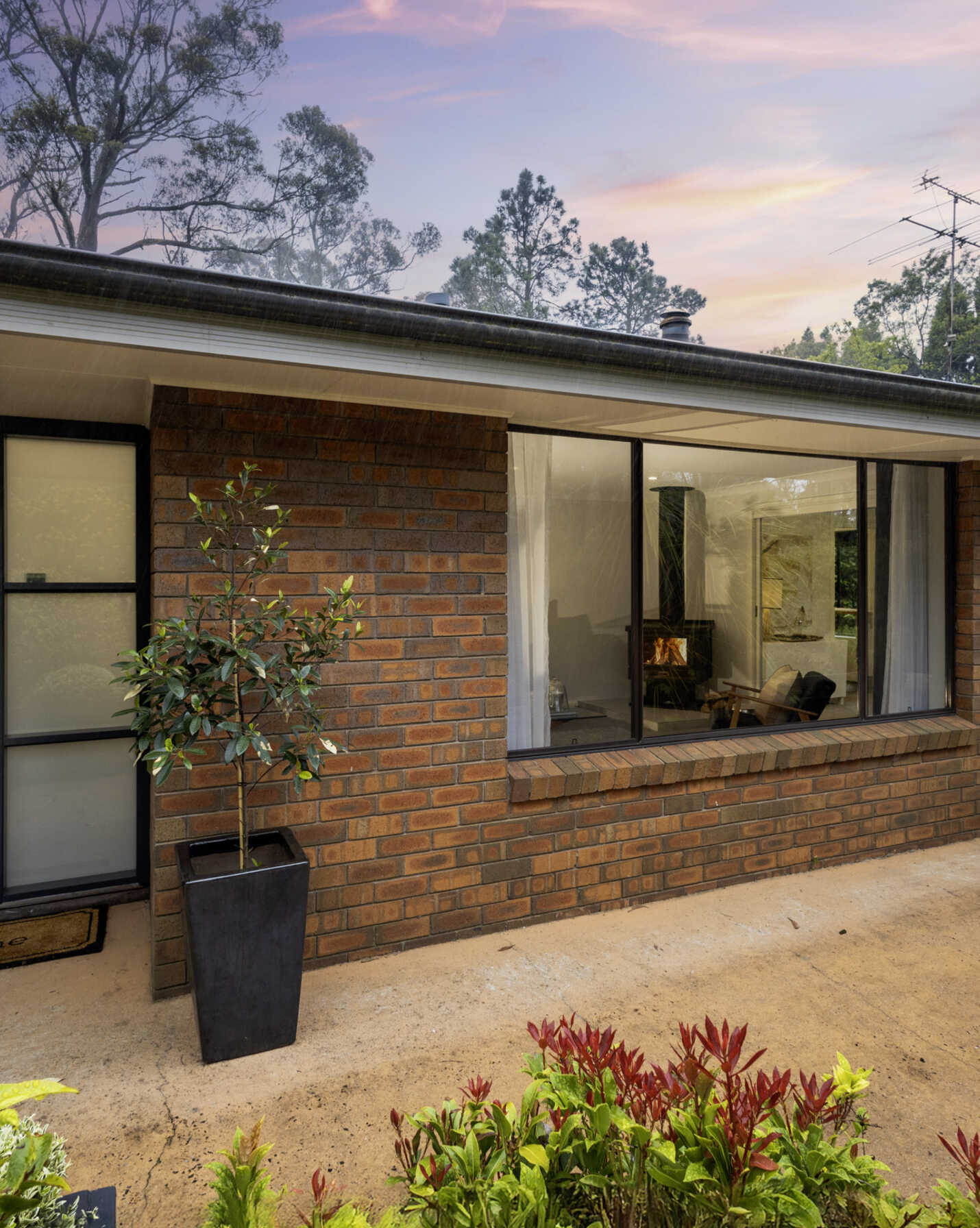 144-146 Evans Lookout Road Blackheath, Blackheath - Thumbnail 2