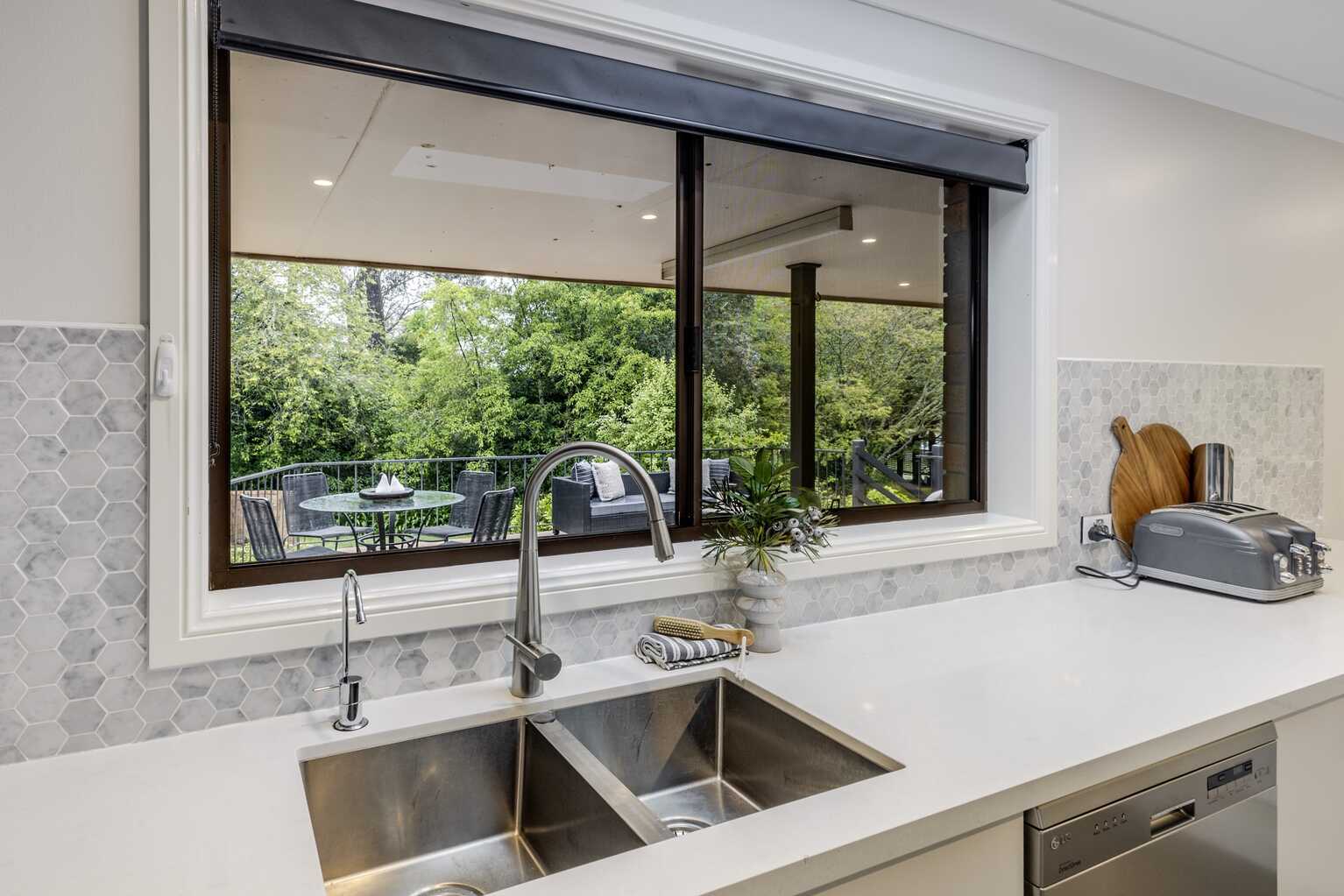 144-146 Evans Lookout Road Blackheath 144-146 Evans Lookout Road Blackheath
