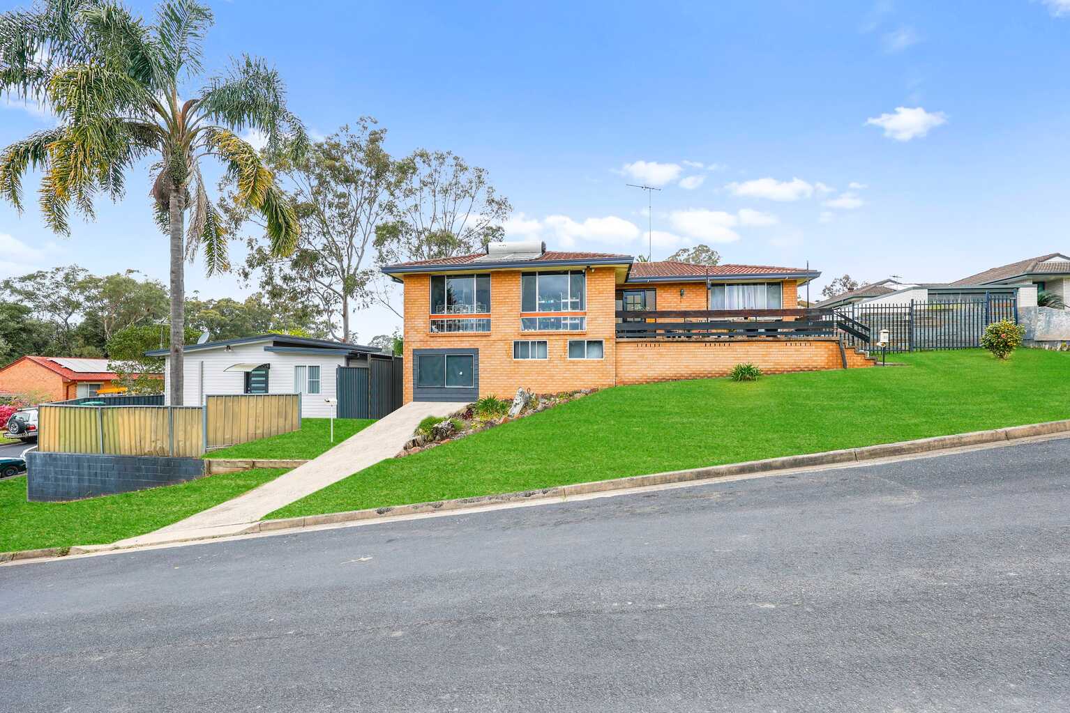27 Kembla Crescent Ruse 27 Kembla Crescent Ruse