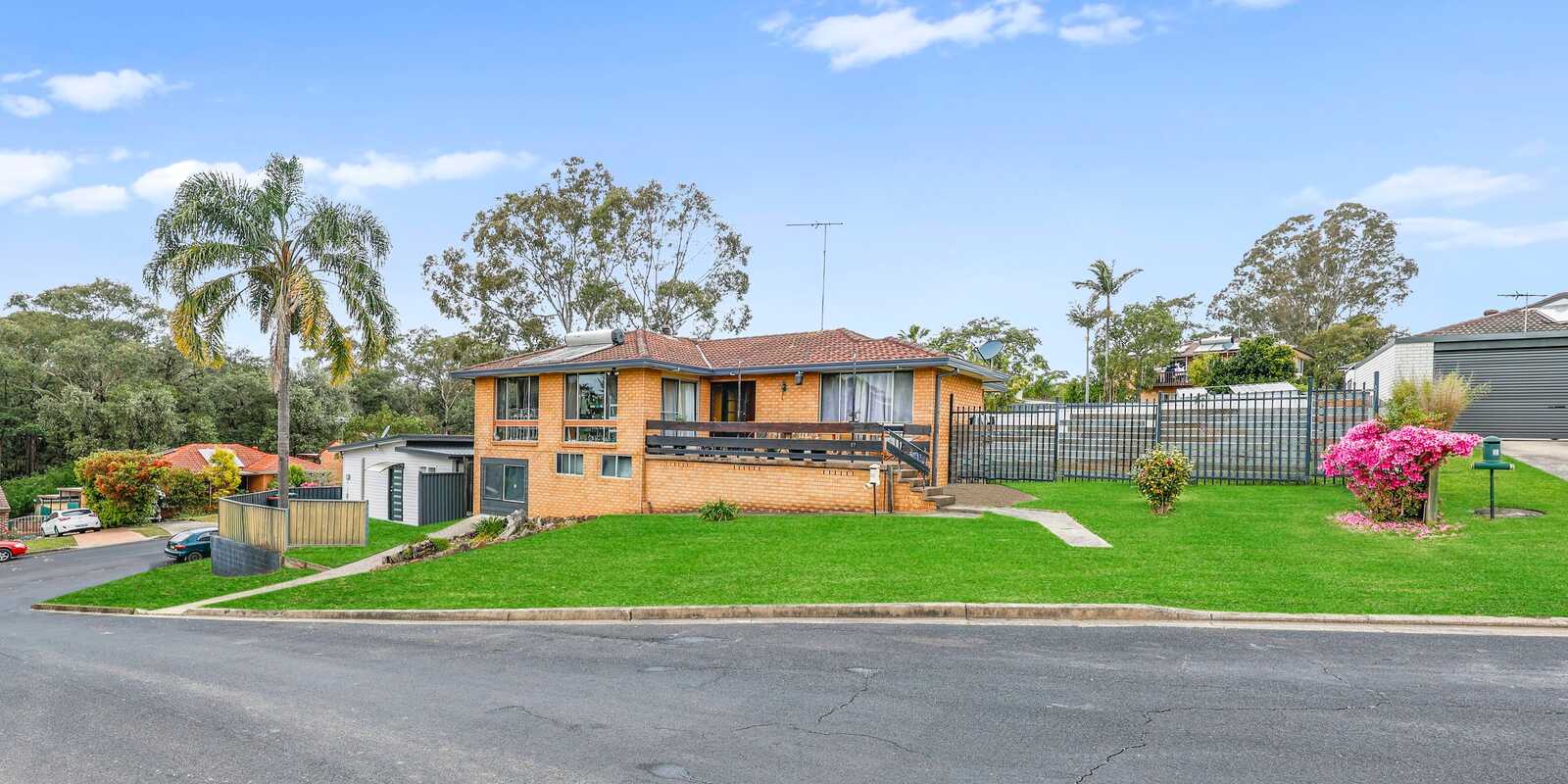 27 Kembla Crescent Ruse 27 Kembla Crescent Ruse