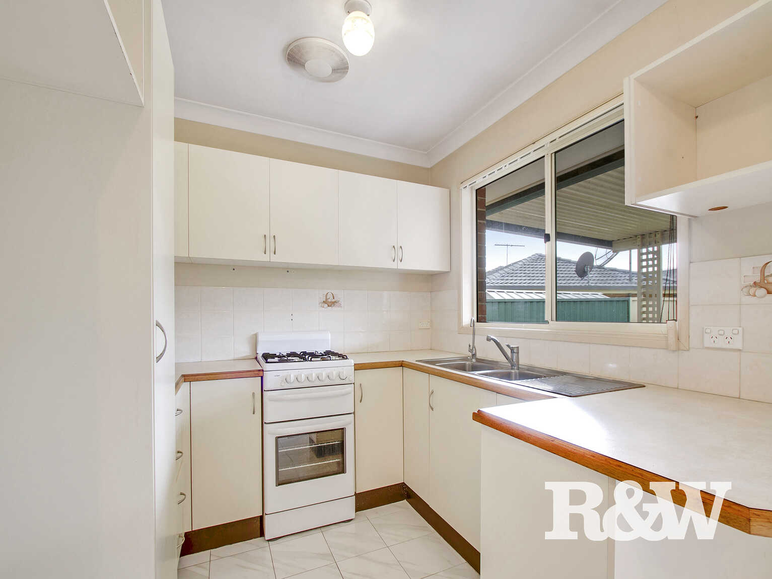 20 Martin Grove Colyton 20 Martin Grove Colyton