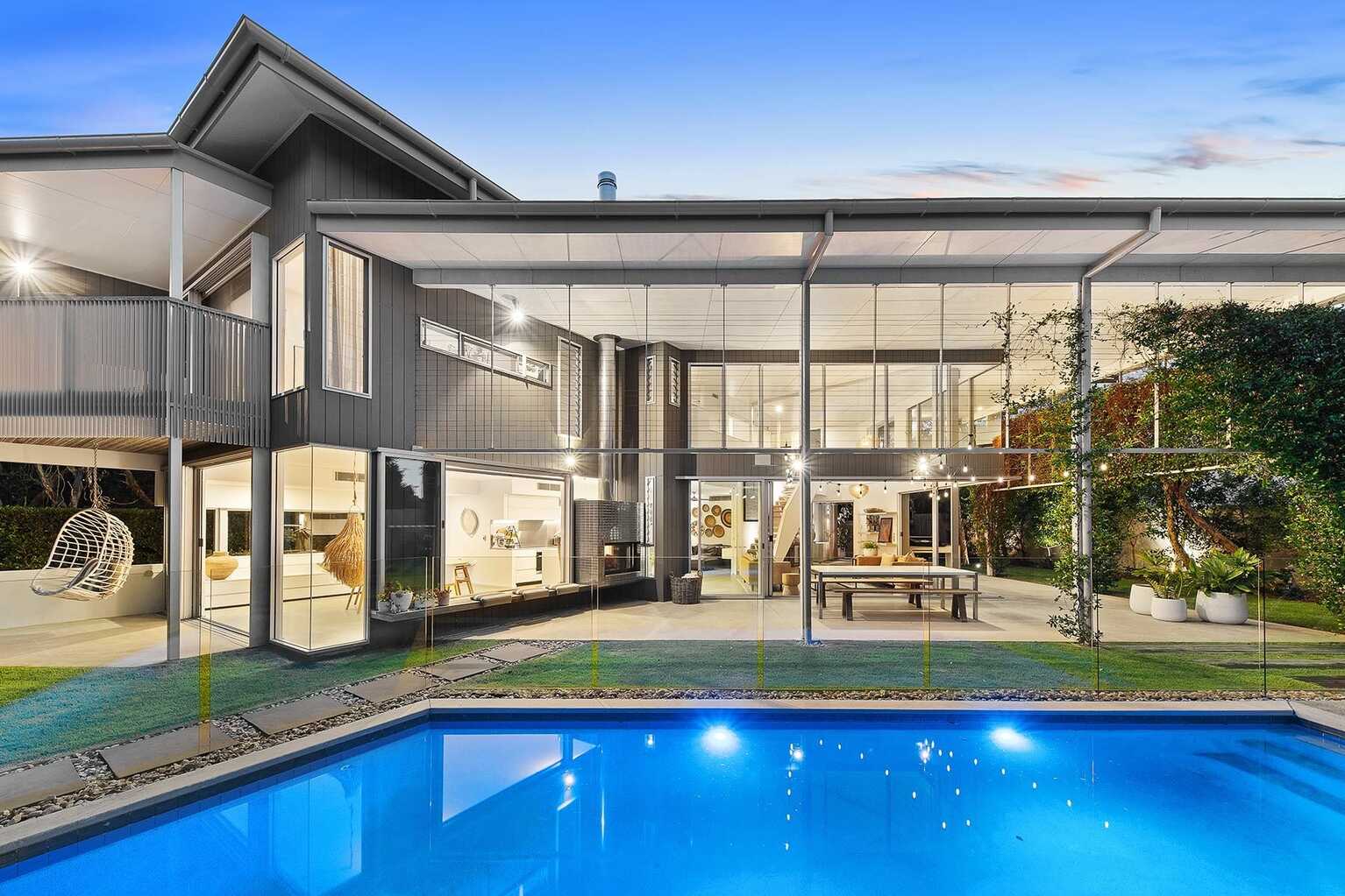 25 Whitehaven Parade Yaroomba 25 Whitehaven Parade Yaroomba