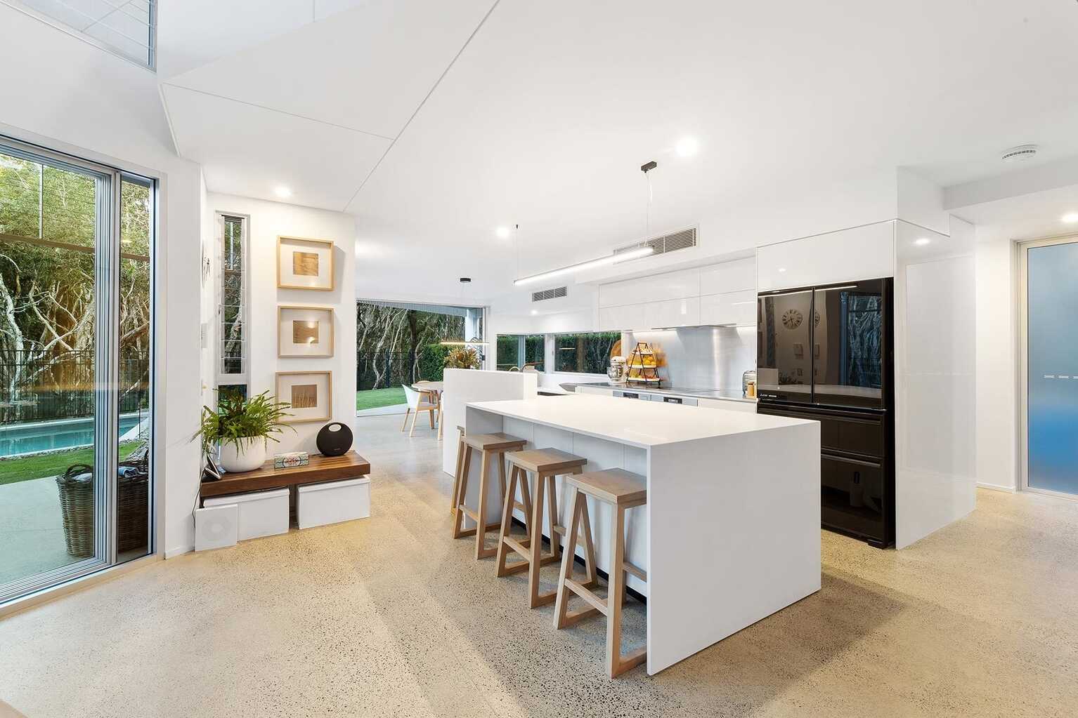 25 Whitehaven Parade Yaroomba 25 Whitehaven Parade Yaroomba