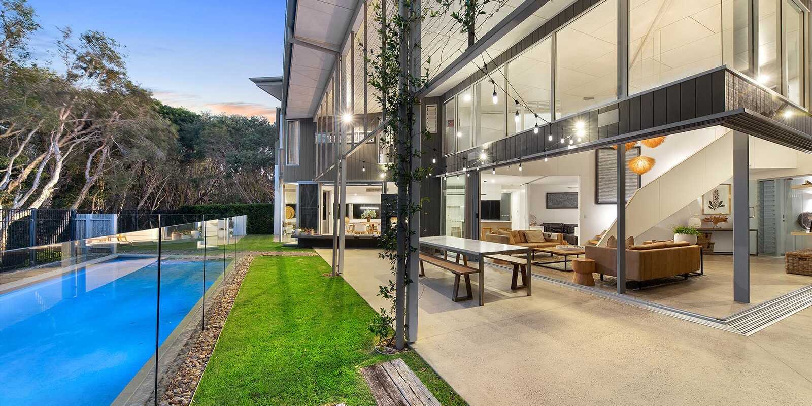 25 Whitehaven Parade Yaroomba 25 Whitehaven Parade Yaroomba
