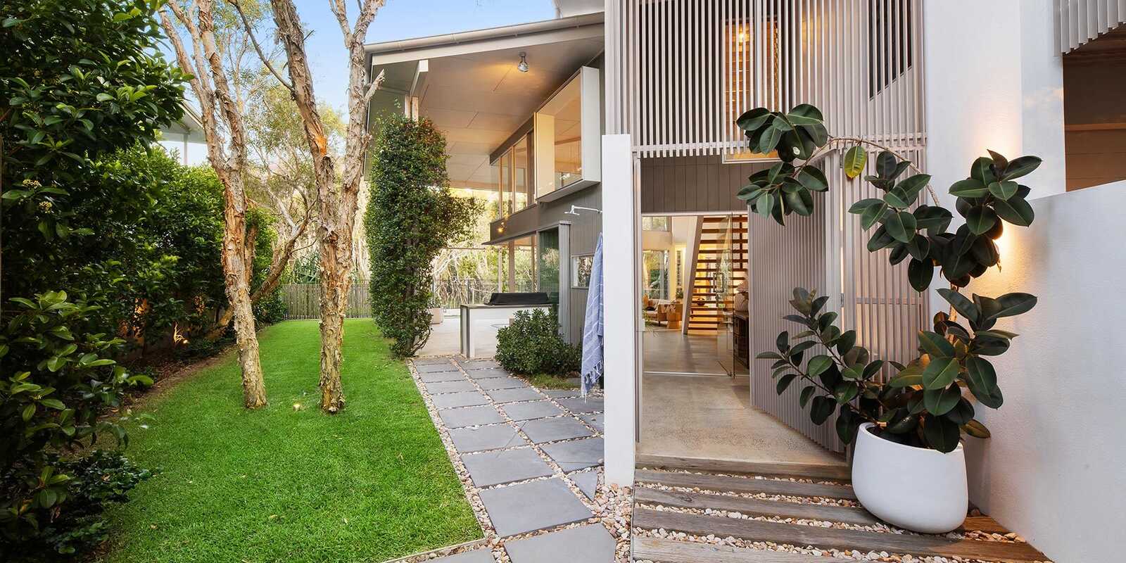 25 Whitehaven Parade Yaroomba 25 Whitehaven Parade Yaroomba