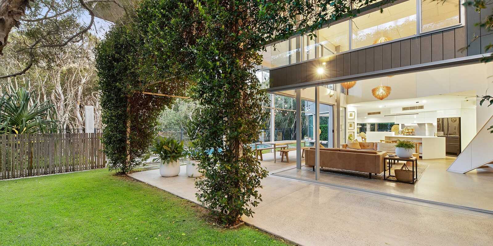 25 Whitehaven Parade Yaroomba 25 Whitehaven Parade Yaroomba