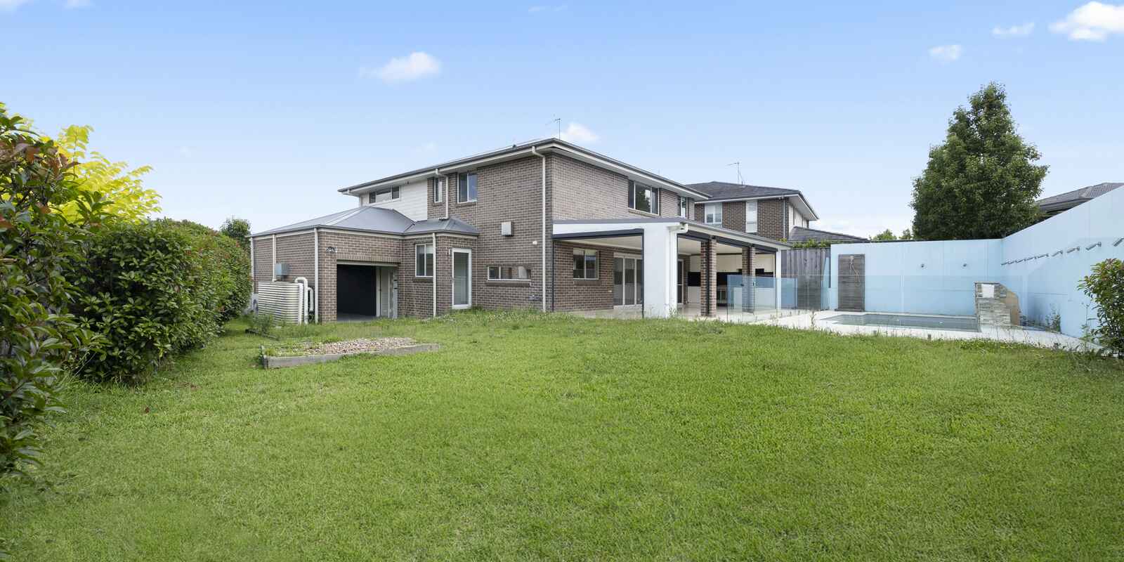 8 Chesterton Avenue North Kellyville