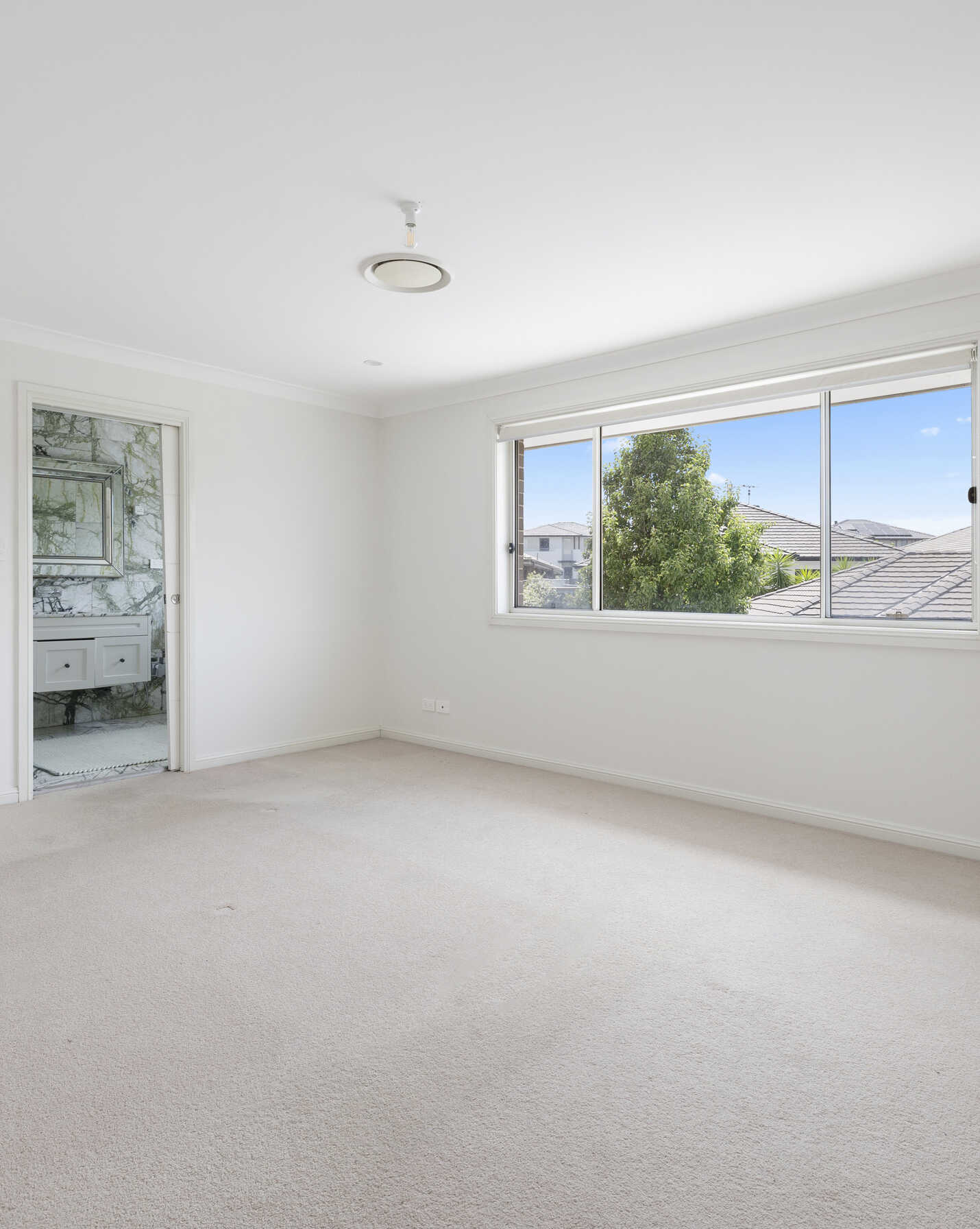 8 Chesterton Avenue North Kellyville, Kellyville - Thumbnail 8