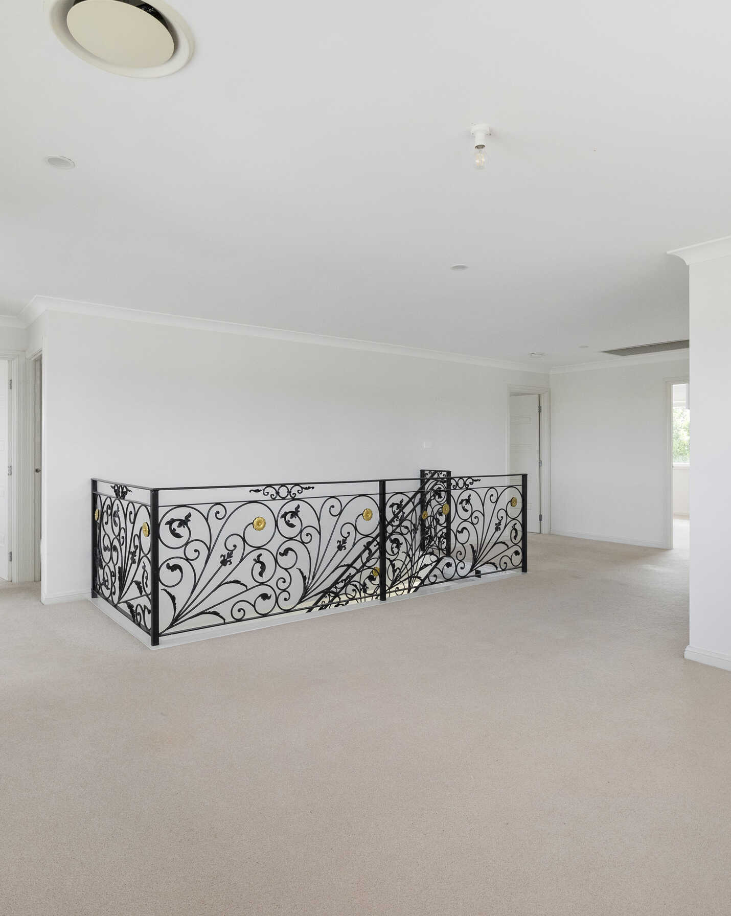 8 Chesterton Avenue North Kellyville, Kellyville - Thumbnail 7
