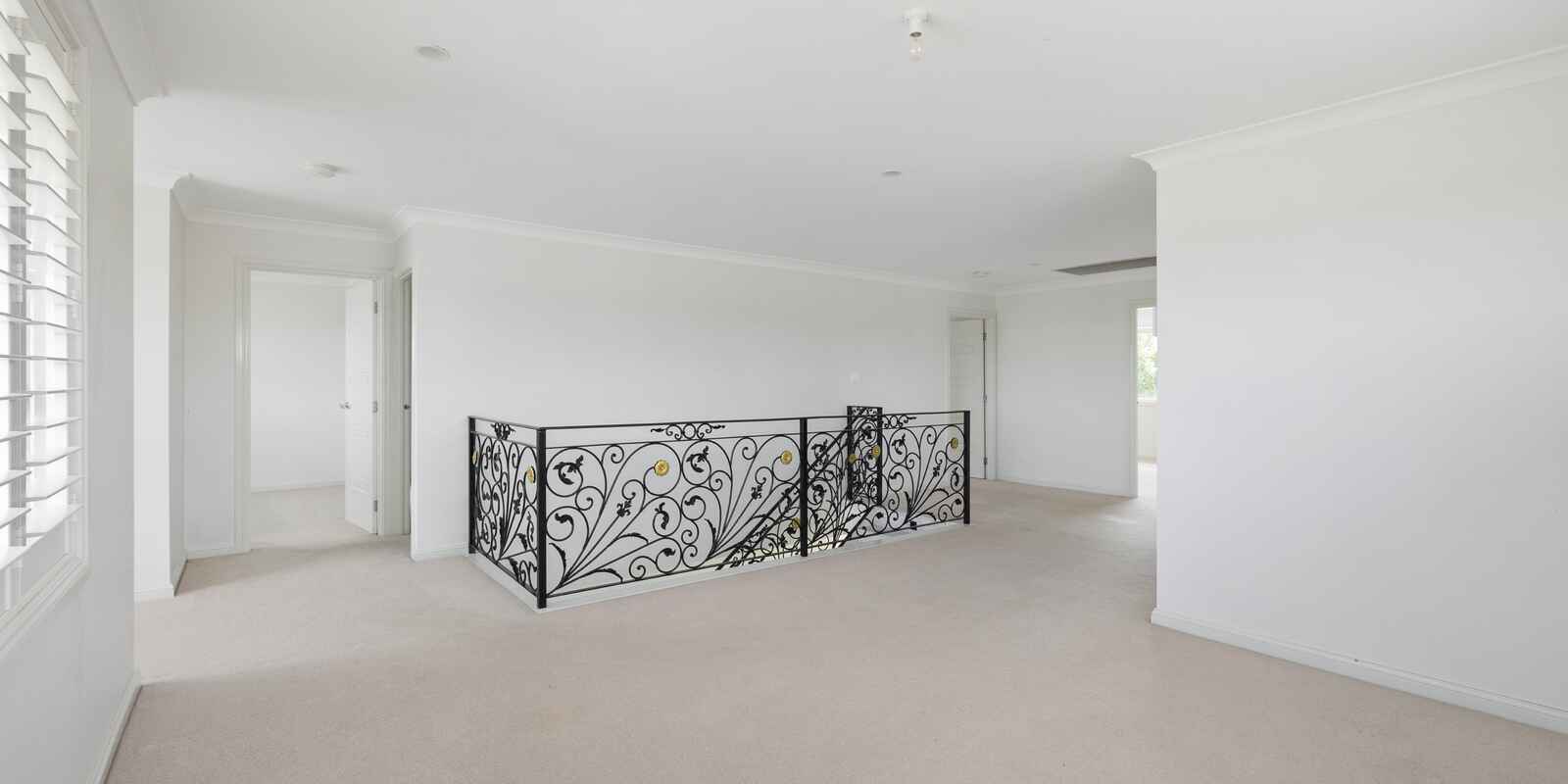 8 Chesterton Avenue North Kellyville