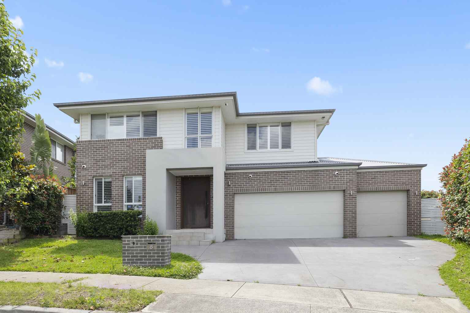8 Chesterton Avenue North Kellyville