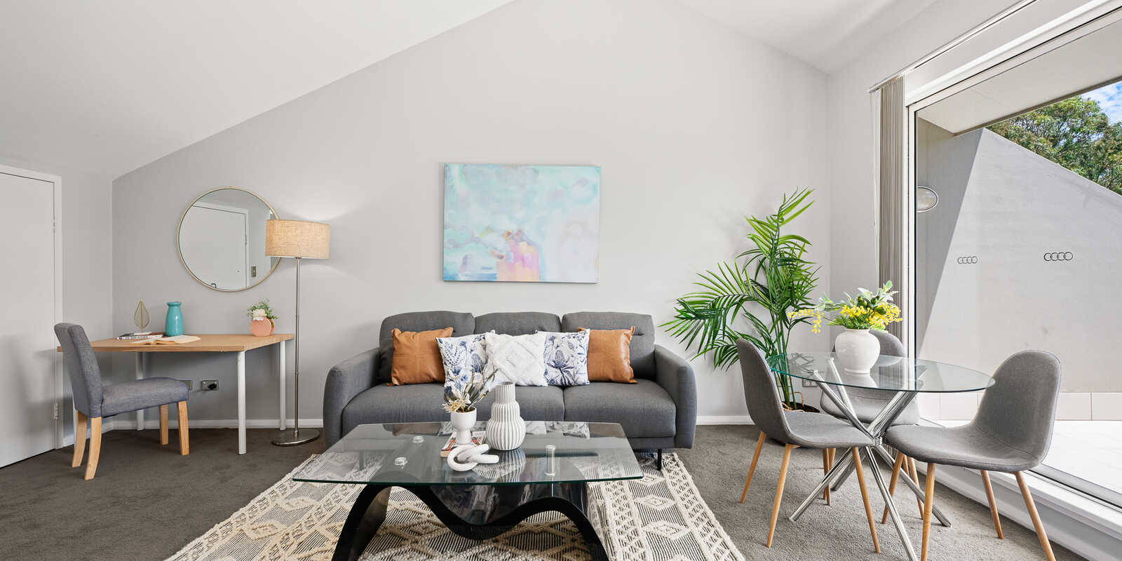 16/20 Close Street Canterbury