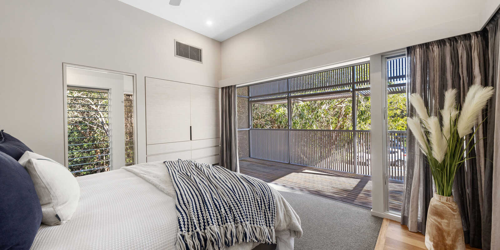 25 Whitehaven Parade Yaroomba 25 Whitehaven Parade Yaroomba