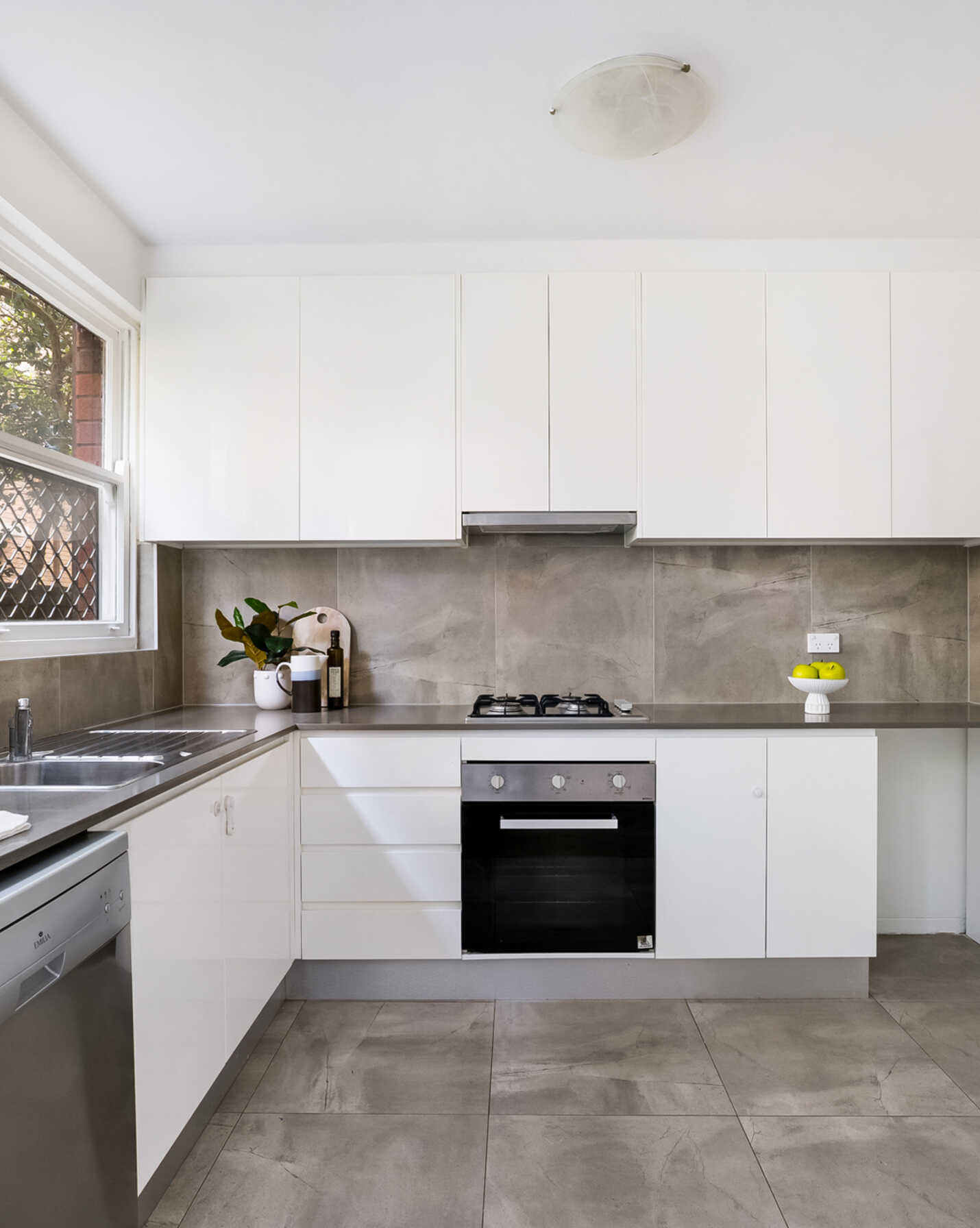 8/508 New Canterbury Road Dulwich Hill, Hill - Thumbnail 4