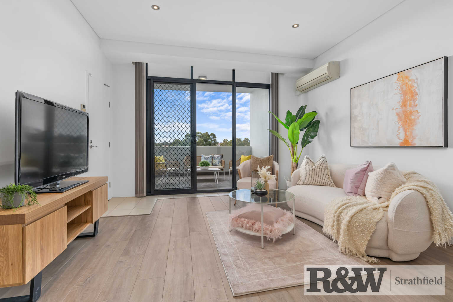 16/58 Powell St Homebush