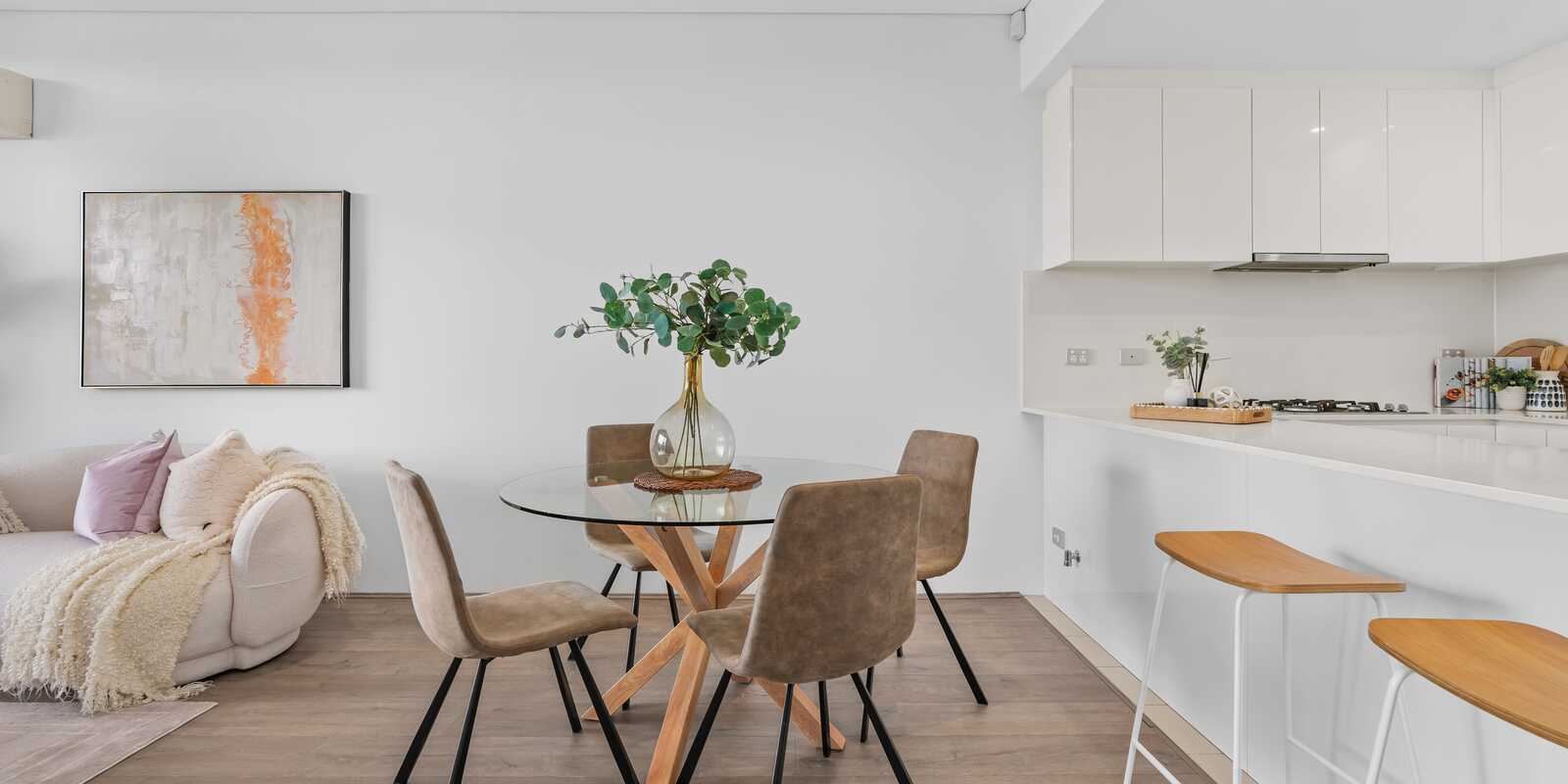 16/58 Powell St Homebush