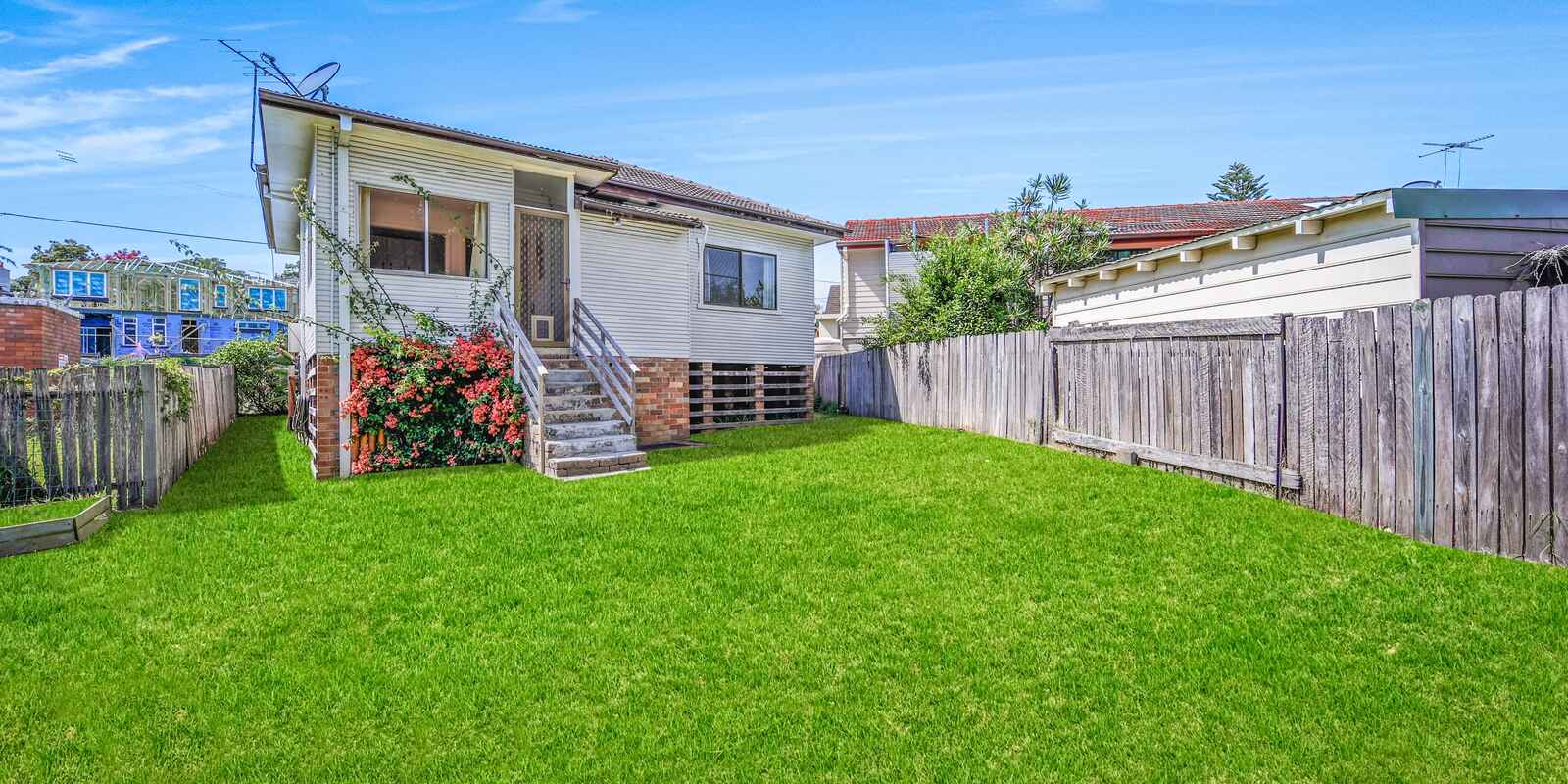 30 Woomera Road Little Bay 30 Woomera Road Little Bay