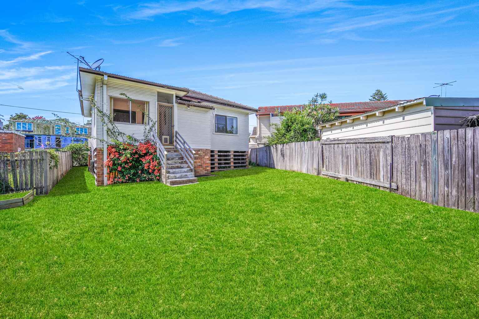 30 Woomera Road Little Bay 30 Woomera Road Little Bay