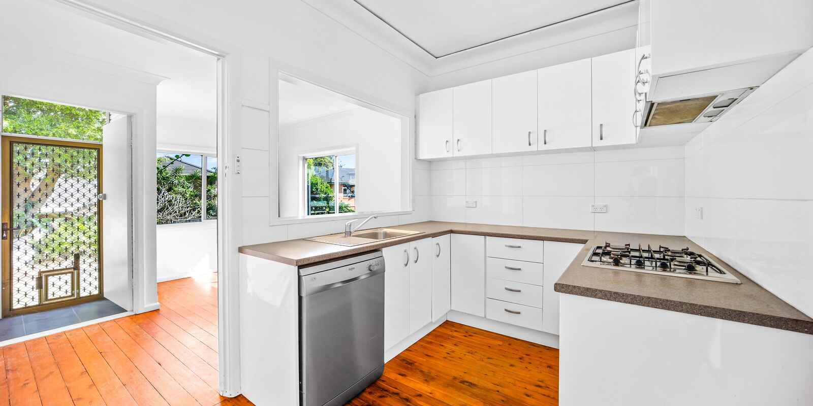 30 Woomera Road Little Bay 30 Woomera Road Little Bay