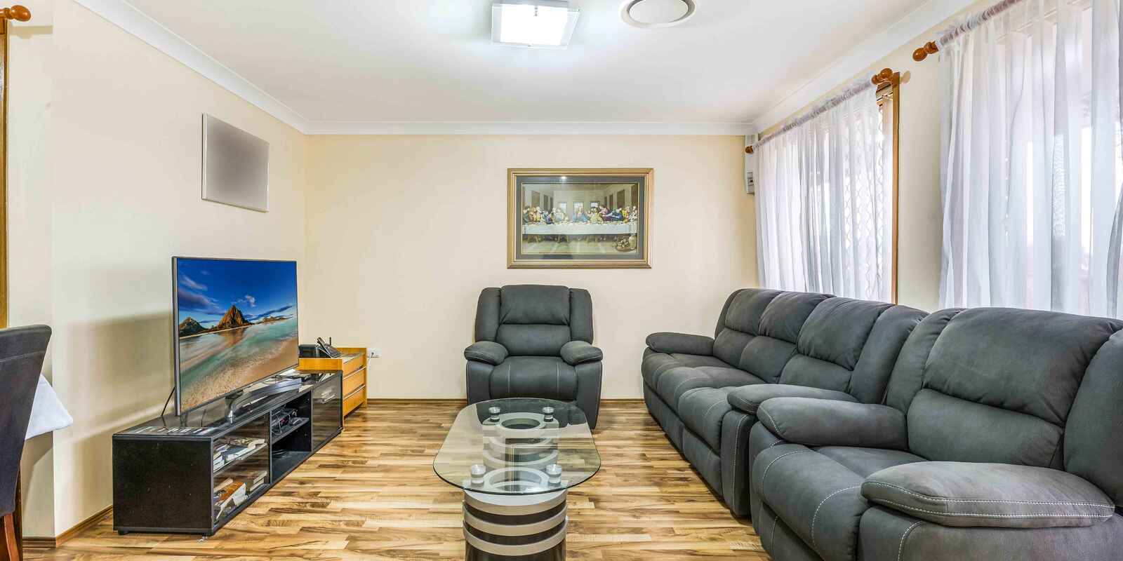 33 Harrier Avenue Green Valley 33 Harrier Avenue Green Valley