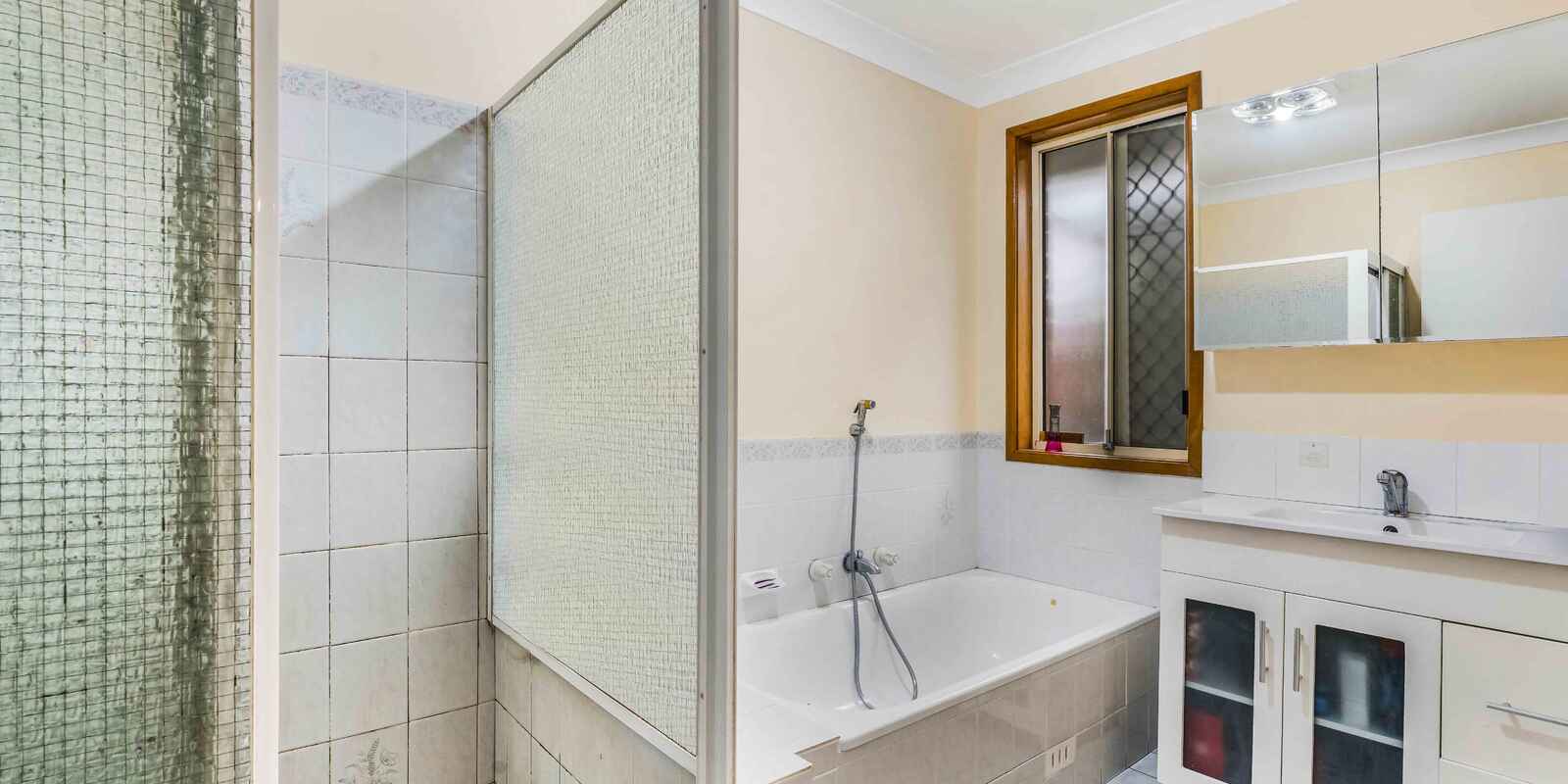 33 Harrier Avenue Green Valley 33 Harrier Avenue Green Valley