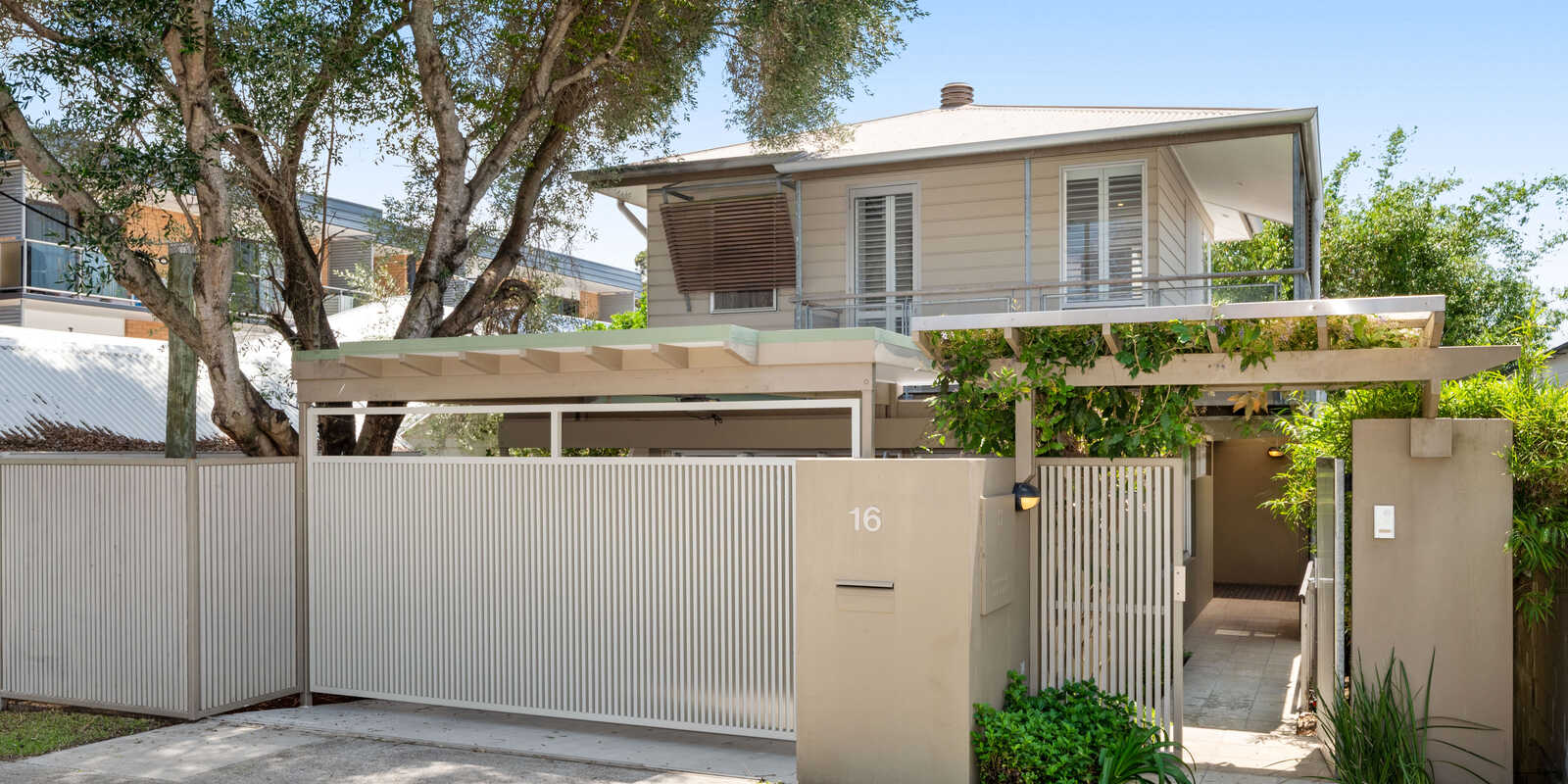 16 Upper Lancaster Road Ascot