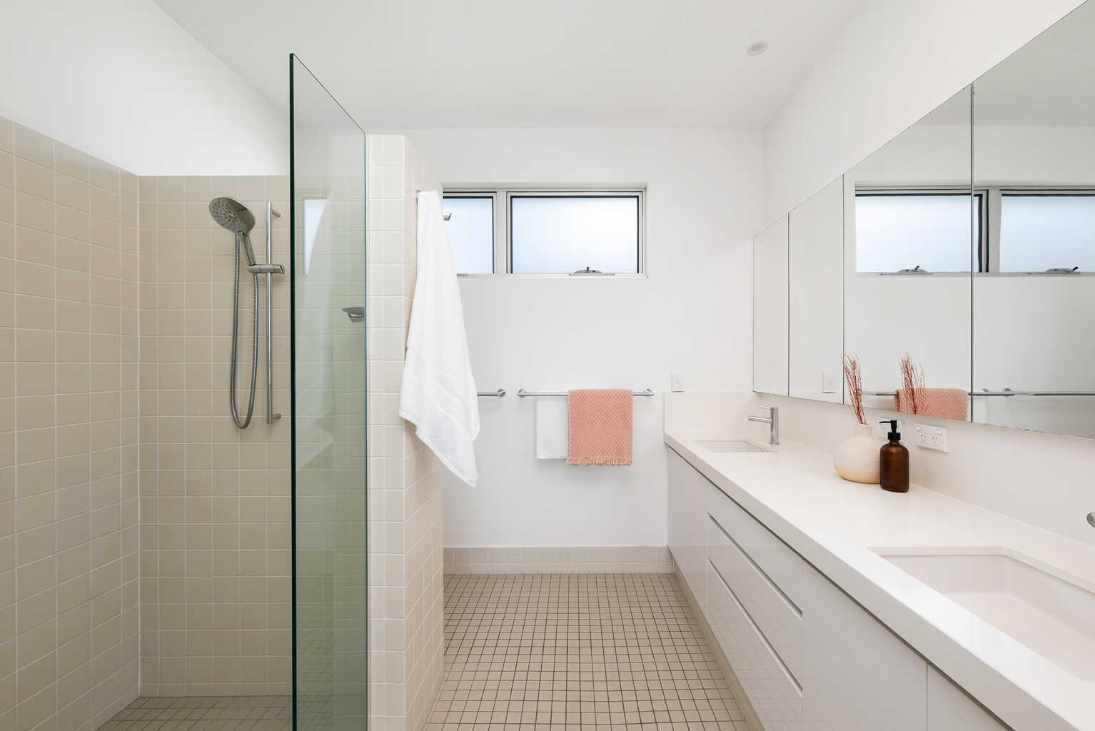 16 Upper Lancaster Road Ascot