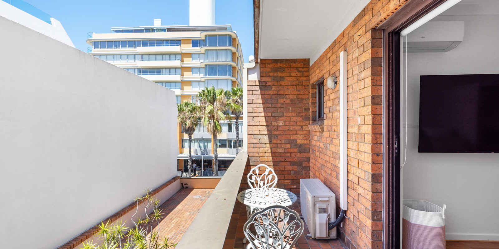 14/126 Roscoe Street Bondi Beach 14/126 Roscoe Street Bondi Beach