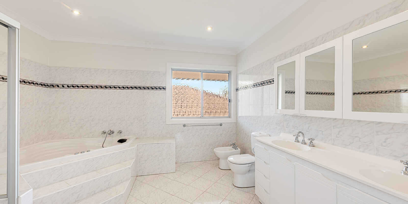 75 Baringa Road Northbridge